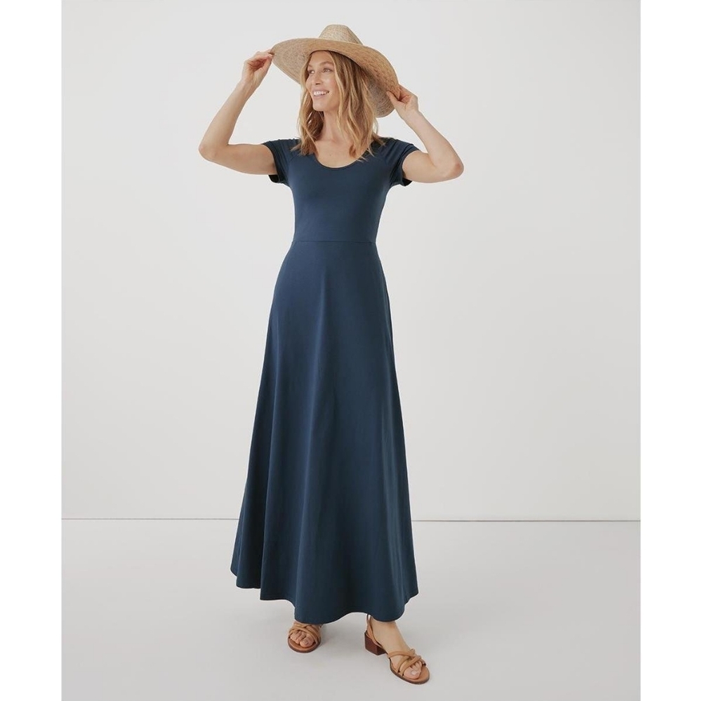 Fit & Flare Crossback Maxi Dress